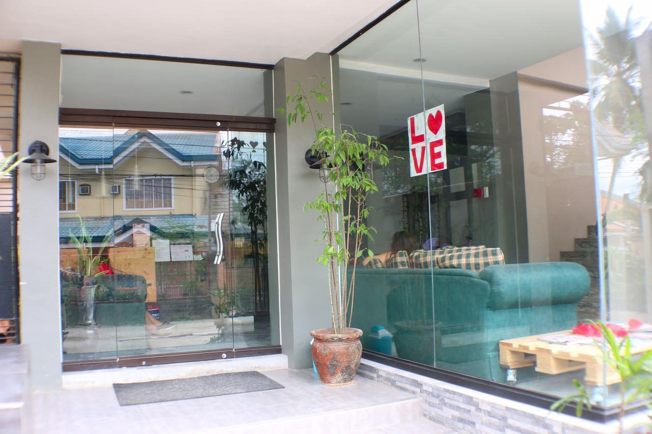 Aliria Bed And Breakfast Tagbilaran City Exterior photo