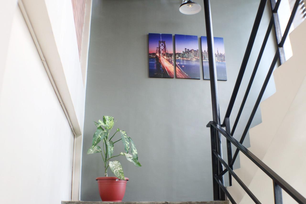 Aliria Bed And Breakfast Tagbilaran City Exterior photo