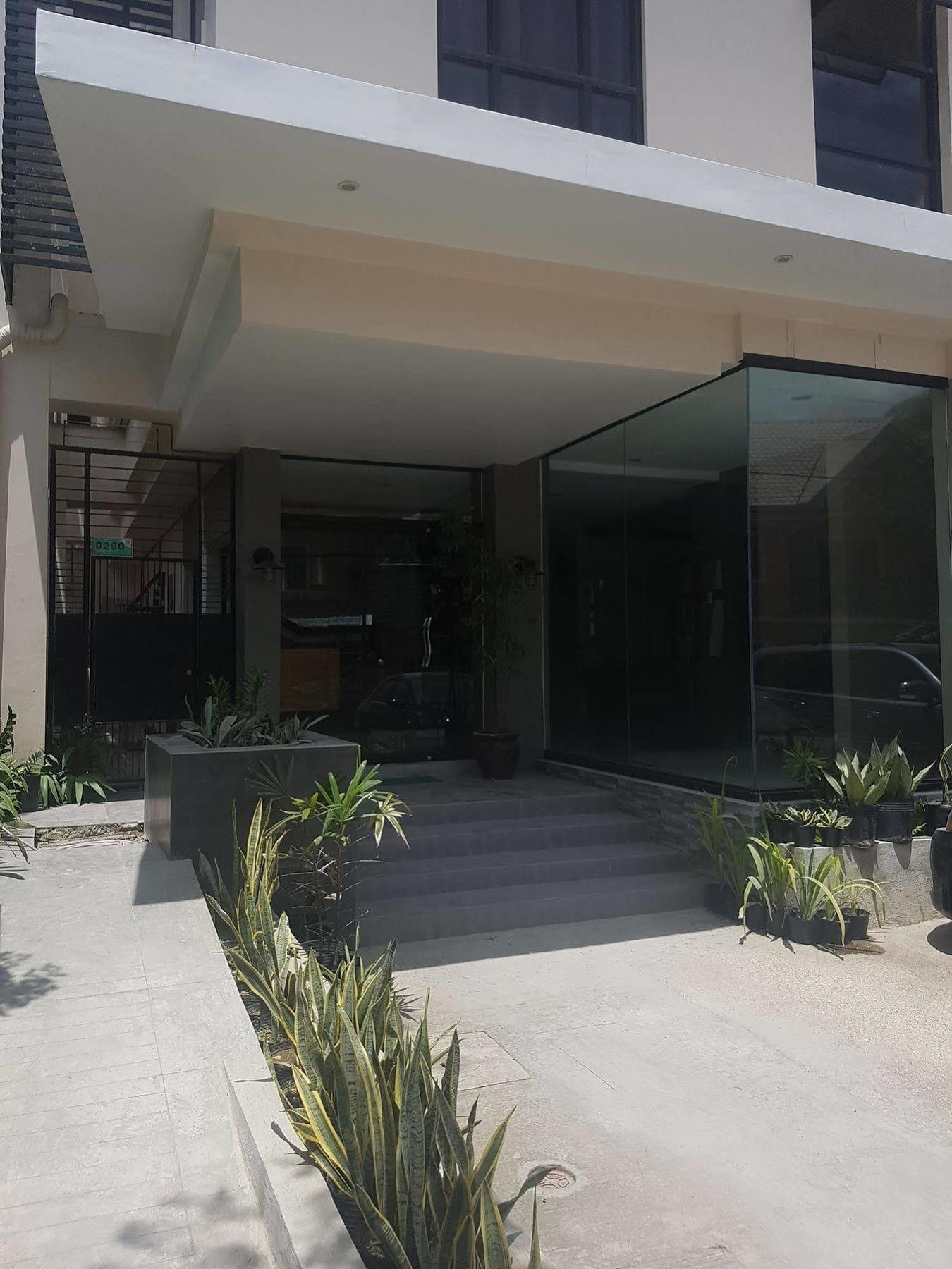 Aliria Bed And Breakfast Tagbilaran City Exterior photo