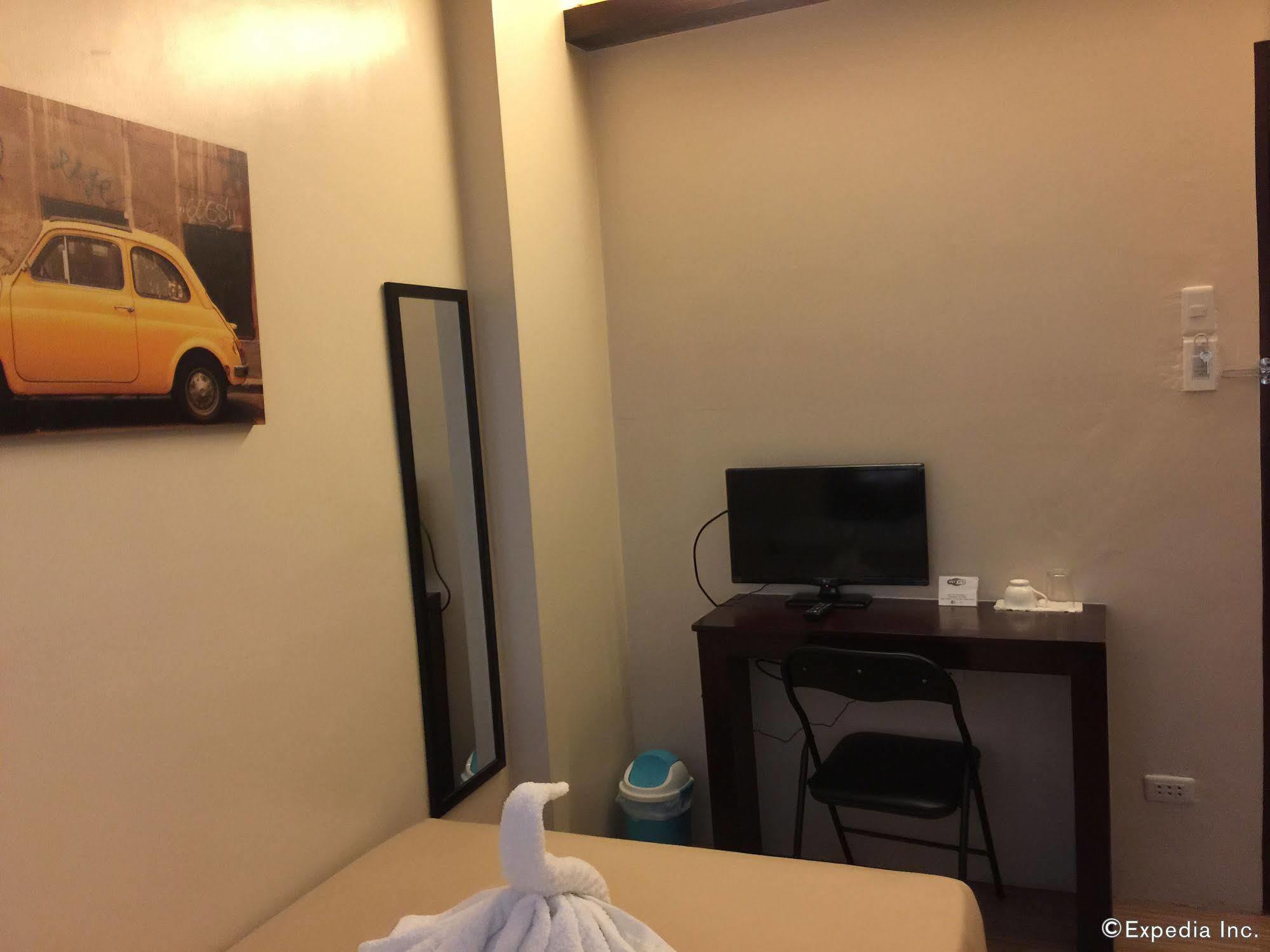 Aliria Bed And Breakfast Tagbilaran City Exterior photo